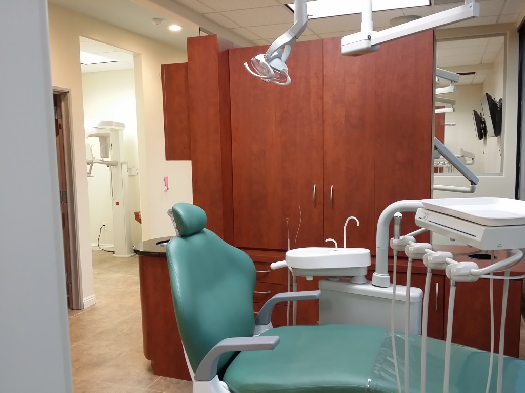 Garden Grove Brian Lee DDS Implantologist