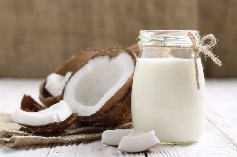 7 Best KetoFriendly Milk Alternatives & How To Fortify Them