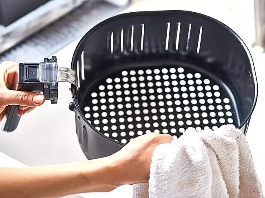 How To Keep Air Fryer Clean Superb After Every Cook