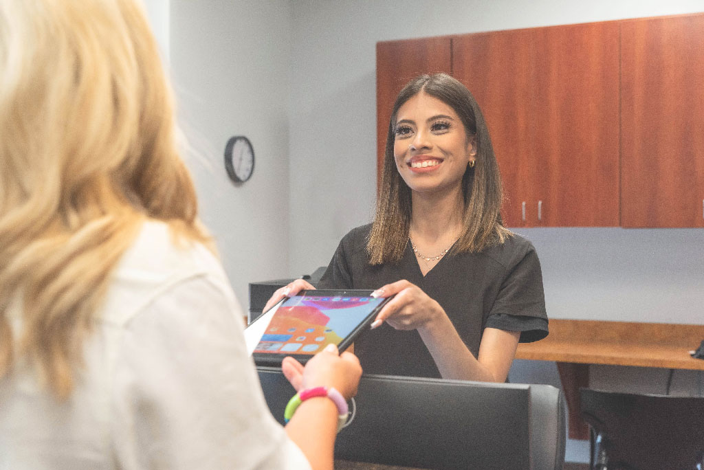 Veneers in Dallas, TX Dental Dimensions