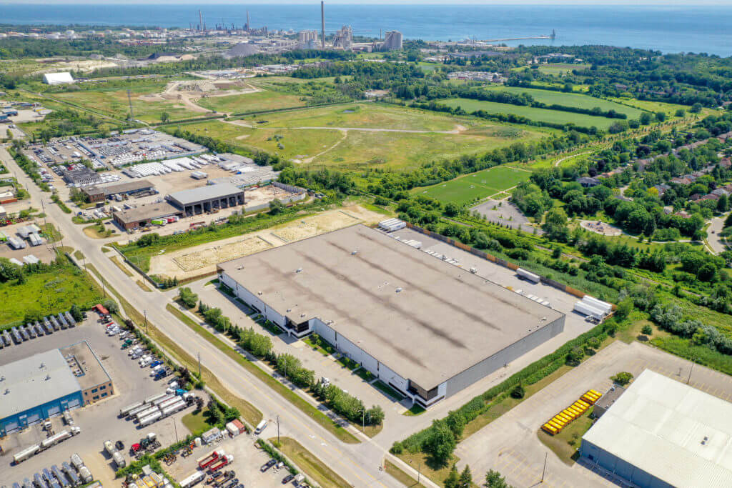 Dream CA We believe in building better communities. Dream Industrial REIT