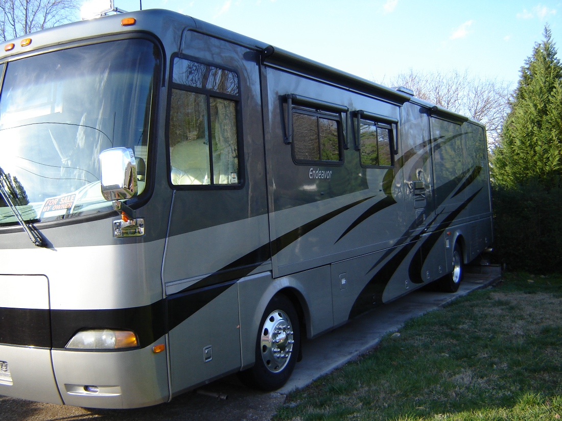 2004 Holiday Rambler Endeavor For Sale in Tennessee