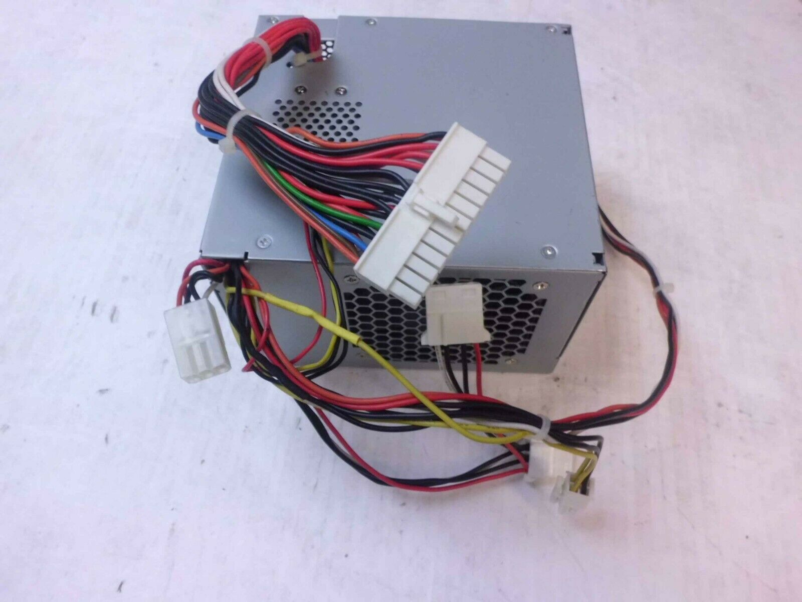 M8805, PS63112DF2 DELL ATX POWER SUPPLY 305 WATT Dream Hardware