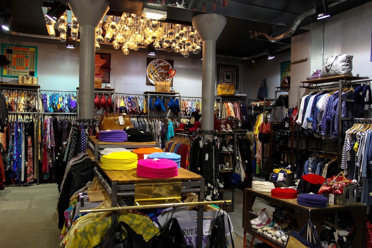 11 Hidden Vintage Shops in Paris You Must Visit