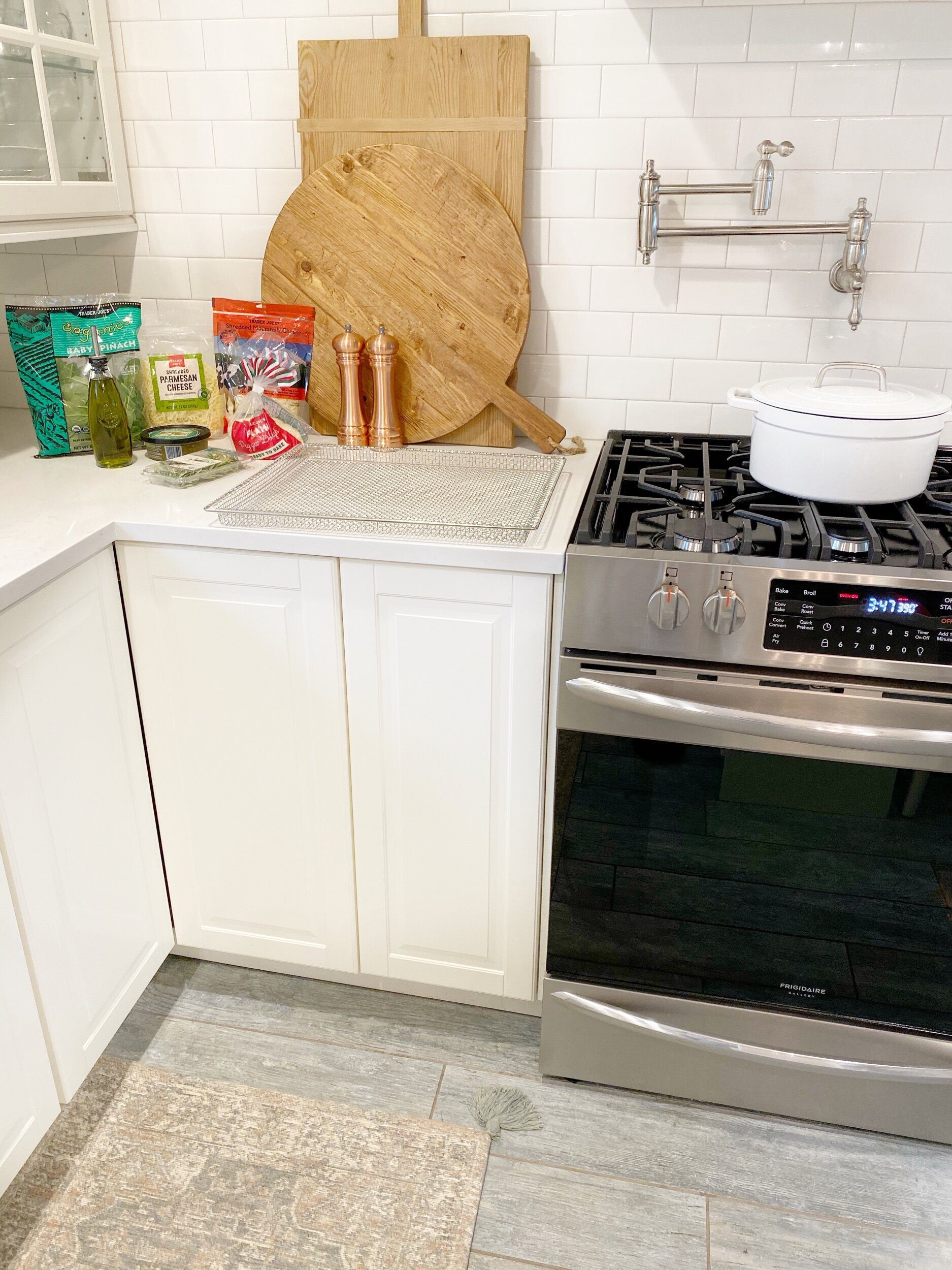 My review of the Frigidaire Air Fry Range + a recipe