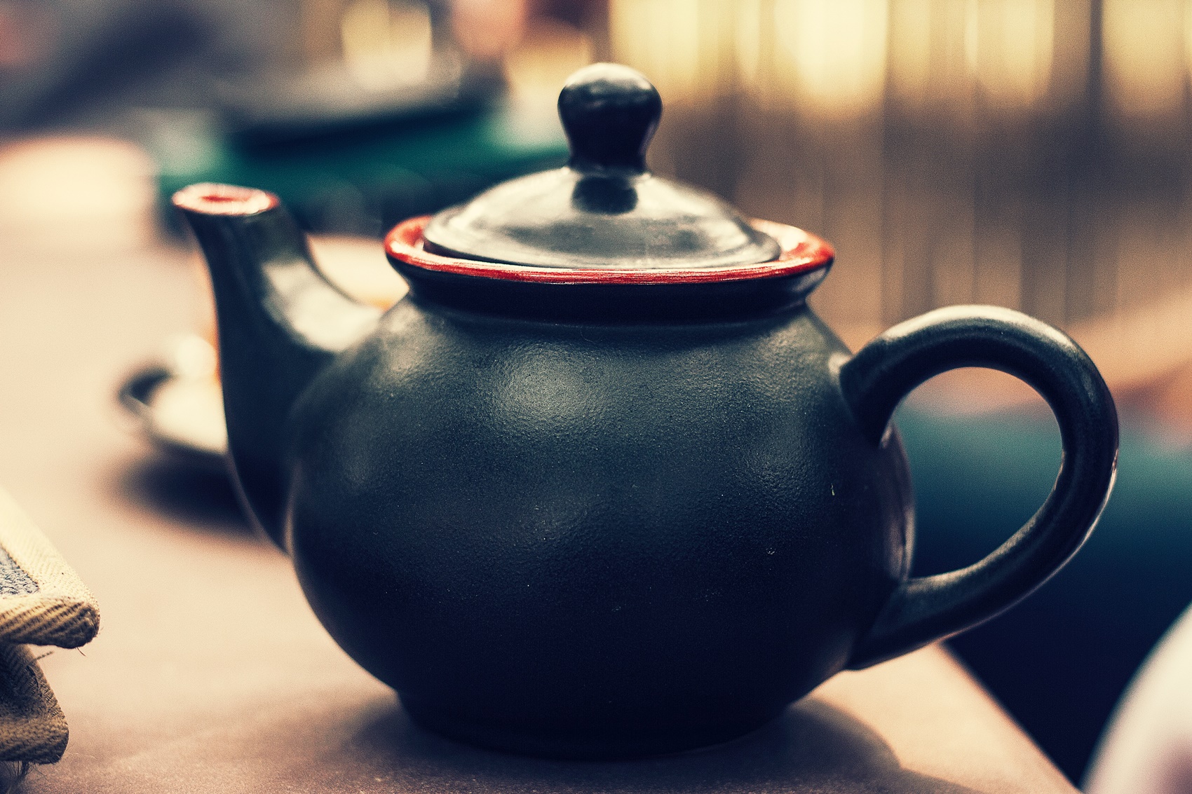 Top 10 Best Cast Iron Teapots [December 2023]