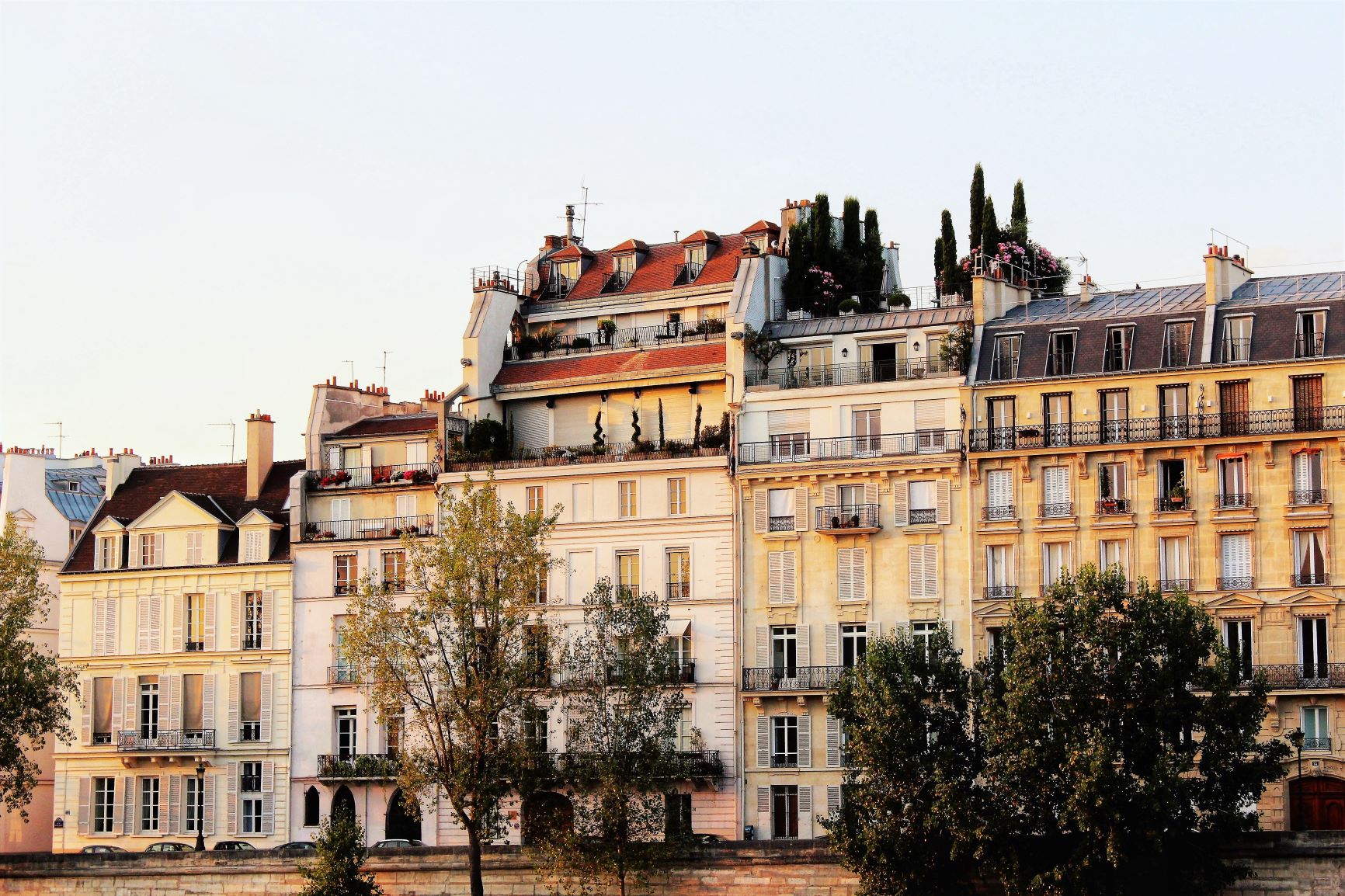 The Perfect Escape While in Paris Île SaintLouis • Dream Plan Experience