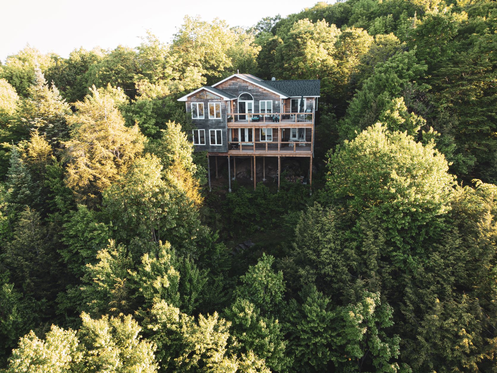 8 Best Wineries Prince Edward County in 2023 (that are Dog Friendly too