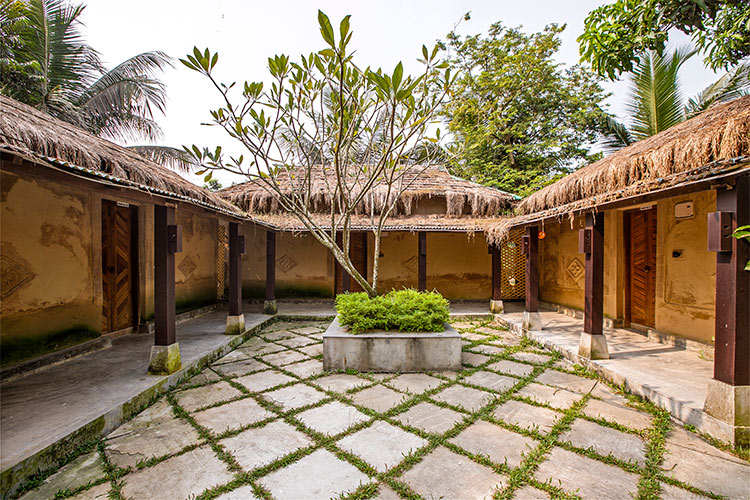 Mud House Dream Square Resort