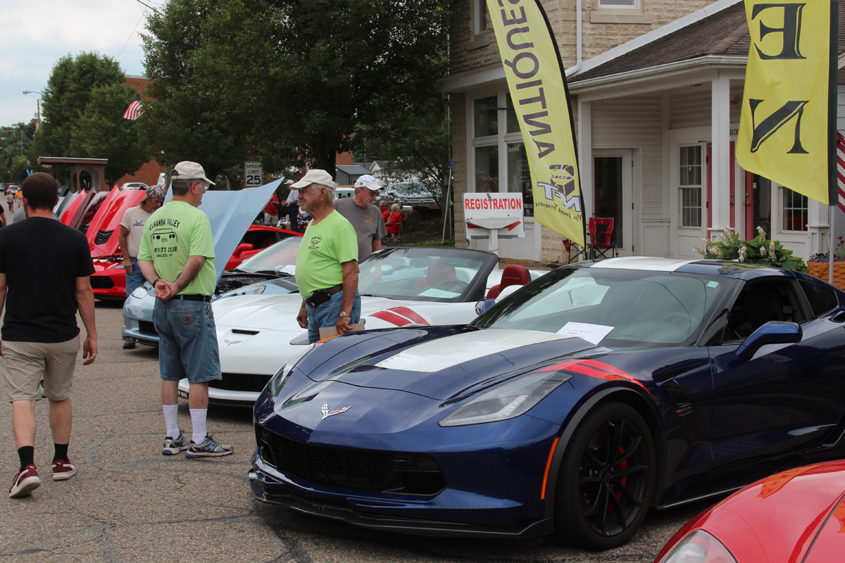 Photo Gallery People's Choice Car Show Dresden Buzz