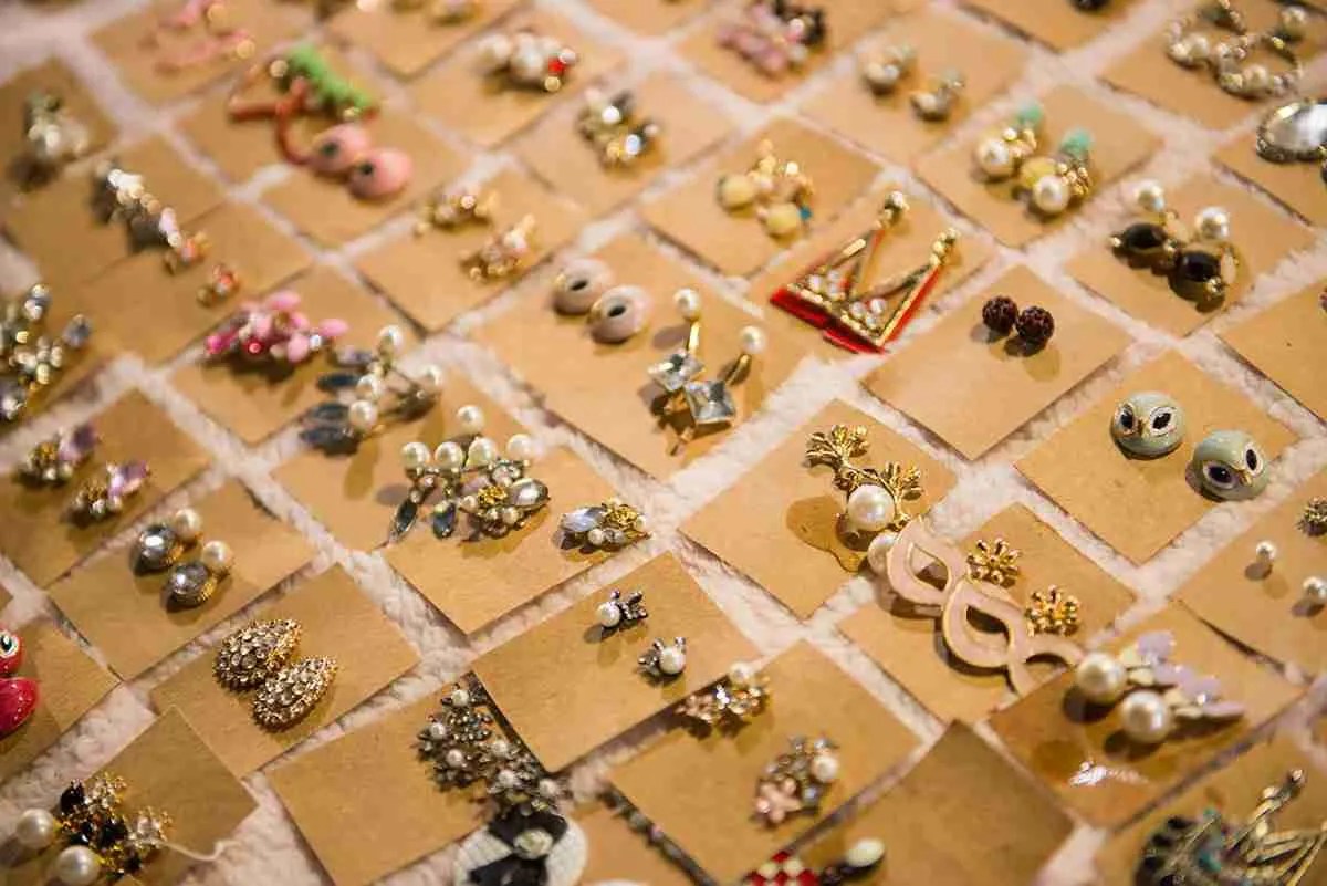 Can Walmart Employees Wear Earrings? Dress Code Hub