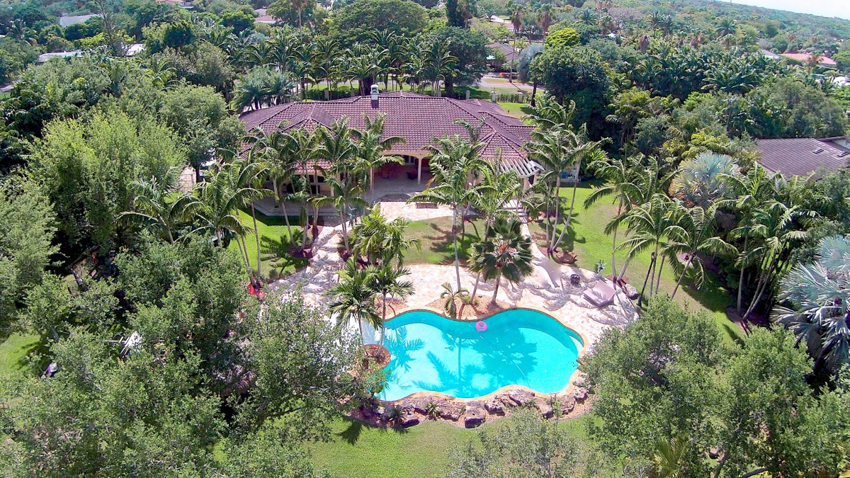 Just Listed Palmetto Bay Estate Drew Kern Real Estate