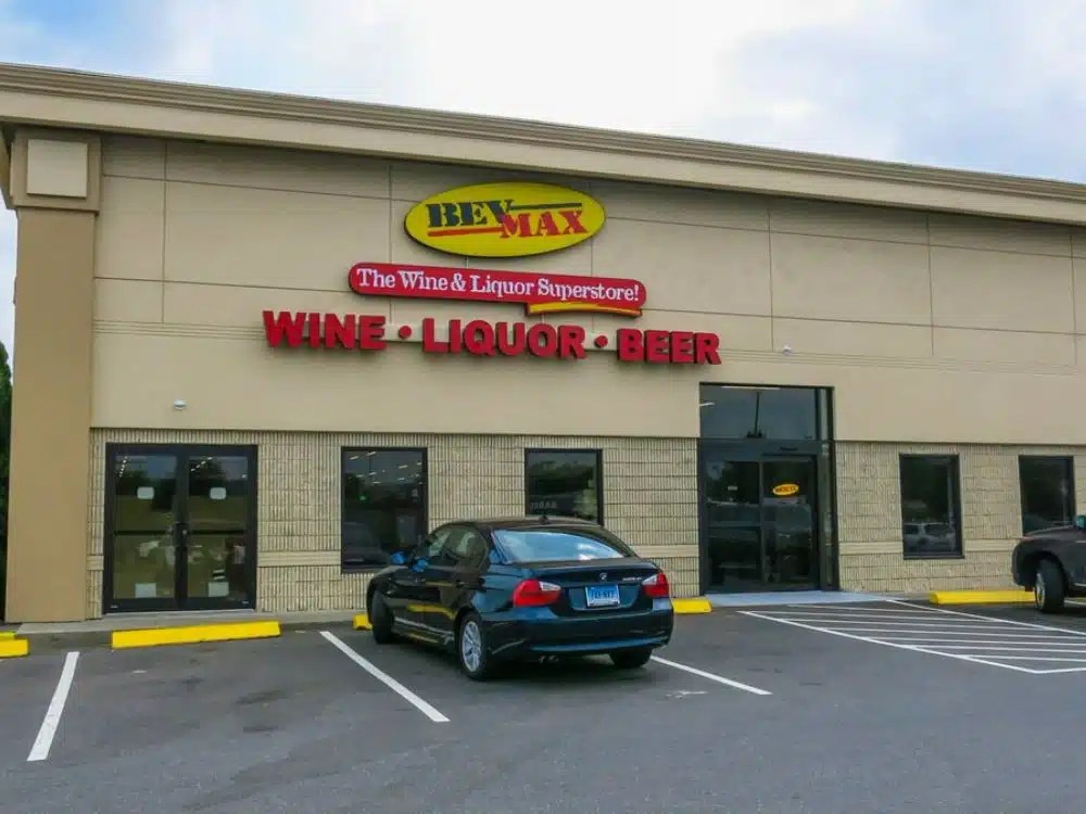 10 Best Liquor Store Franchise From Franchise Expert