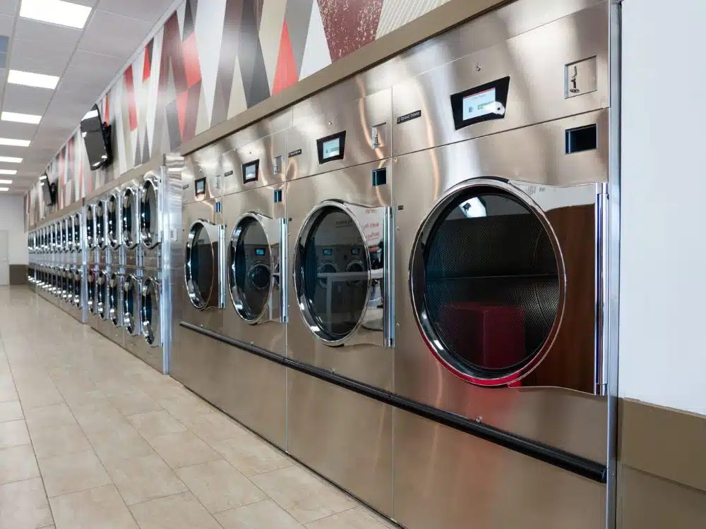 10 Best Laundromat Franchise Opportunities 2024
