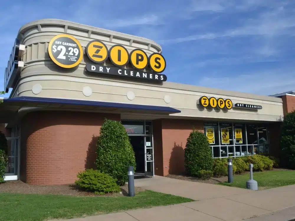 10 Best Laundromat Franchise Opportunities 2024