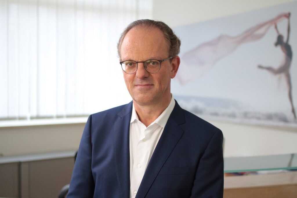 PD Dr. Max Geishauser Plastische und Ästhetische Chirurgie