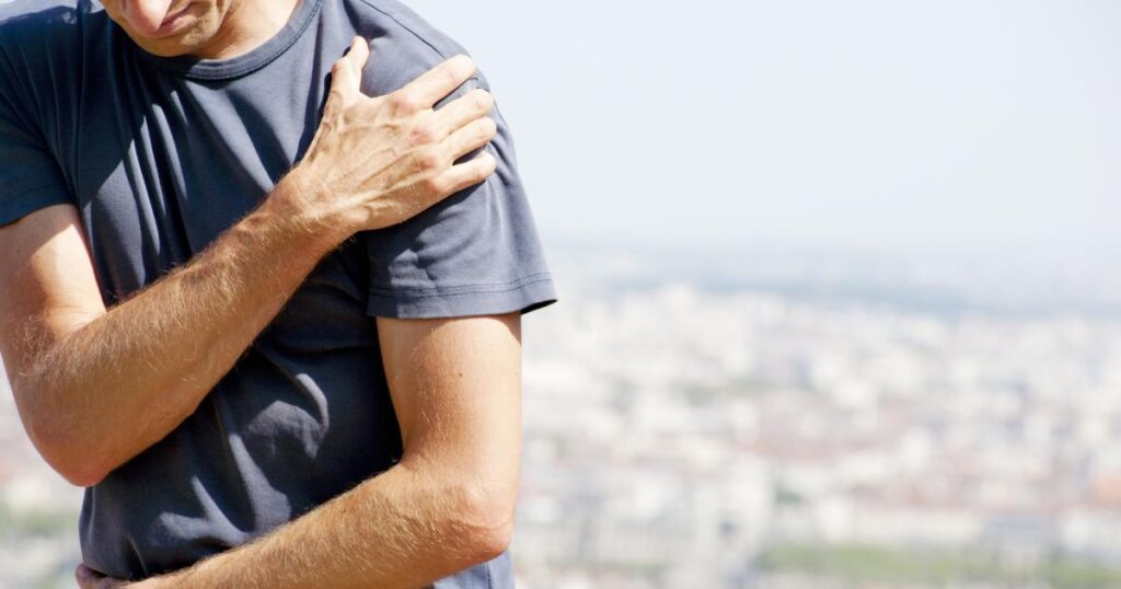 Douleur au bras supérieur