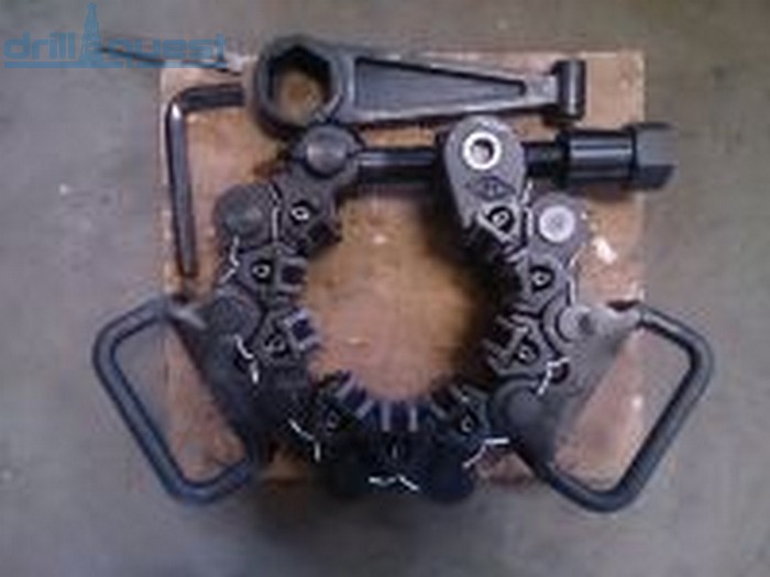 Drill Collar Safety Clamps, Size 5 1/2 6 5/8, WAC Drill Quest