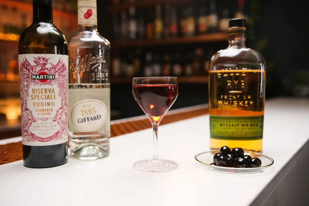 Red Hook Cocktail Recipe by DrinksWorld