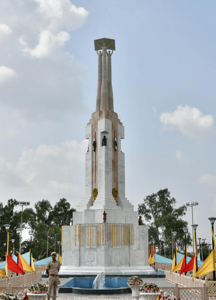 Governor Inaugurated Constitution Park