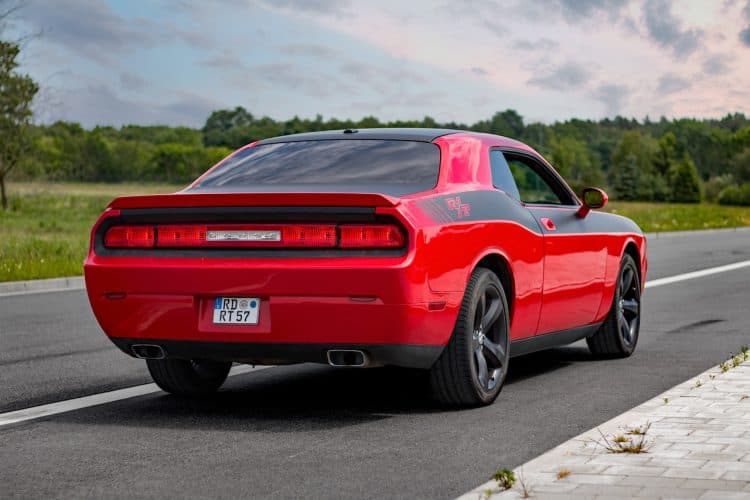 Dodge Challenger mieten in Kiel DRIVAR US Car Vermietung