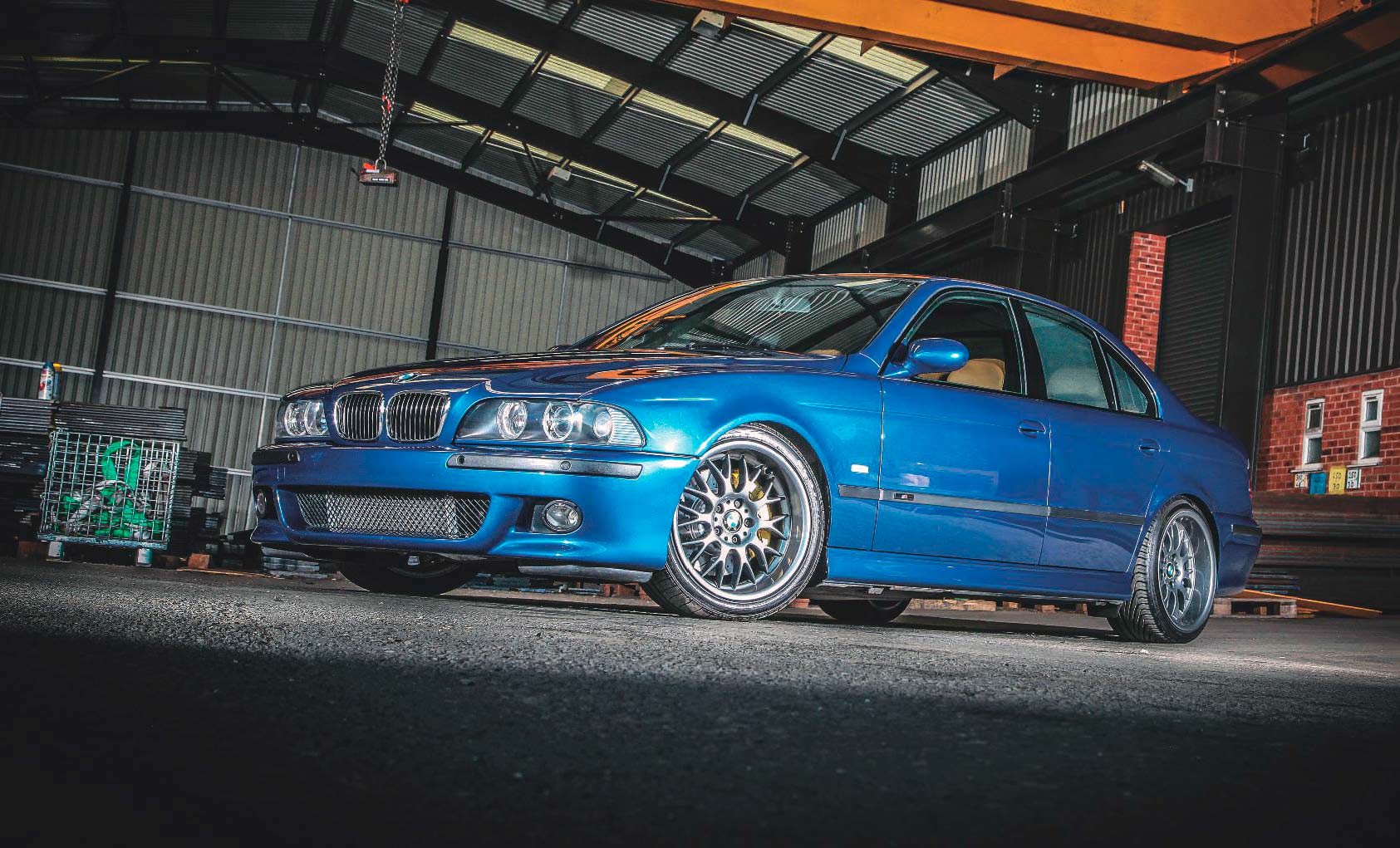 BMW 540i E39 whith Jaguar DriveMy Blogs Drive