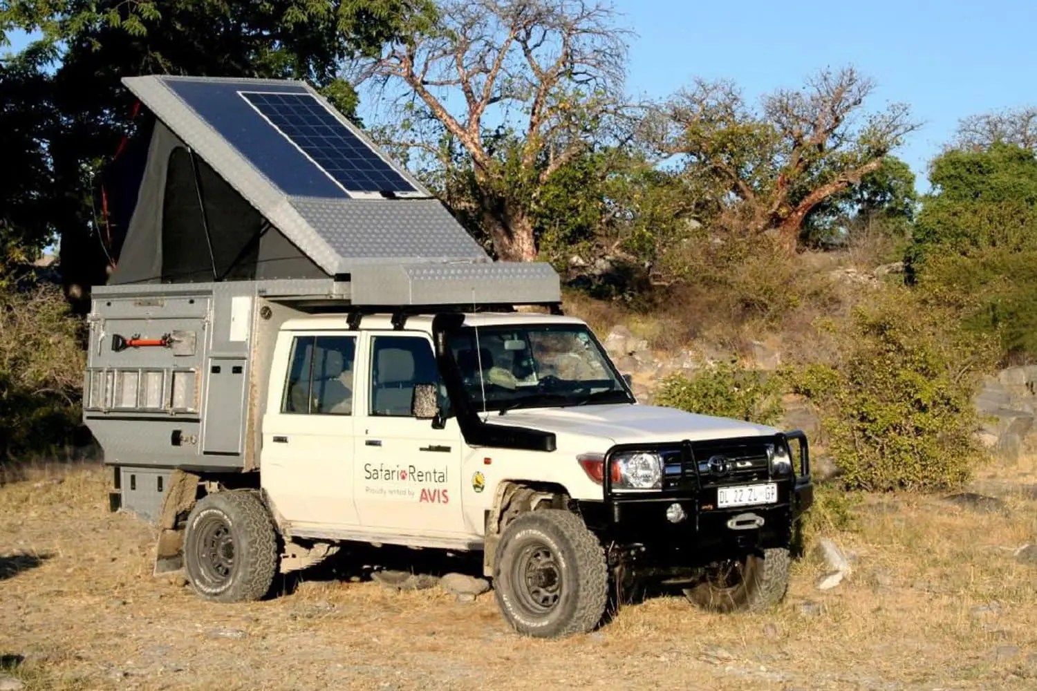Toyota Landcruiser Camper (4 pax) Drive Botswana