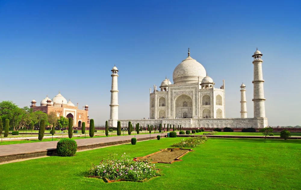 Delhi To Agra Car Rental DriveEazY