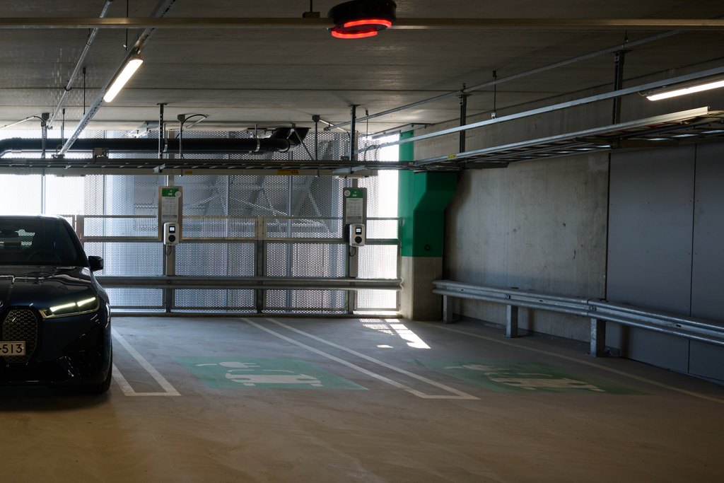 What does it mean that the 1€ minimum fee is gone? FAQ