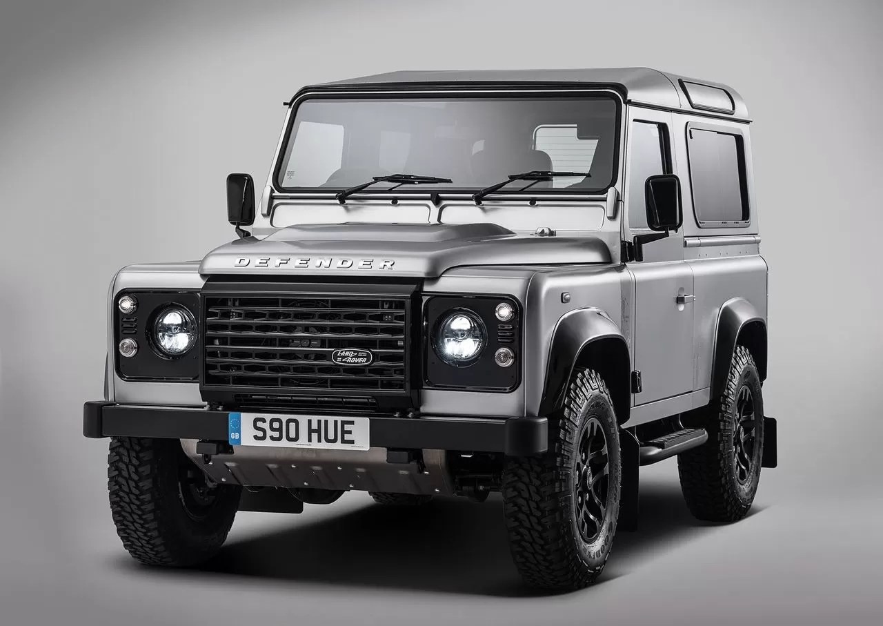 Land Rover Defender 90 SW 2018 Model Price in Pakistan Specification