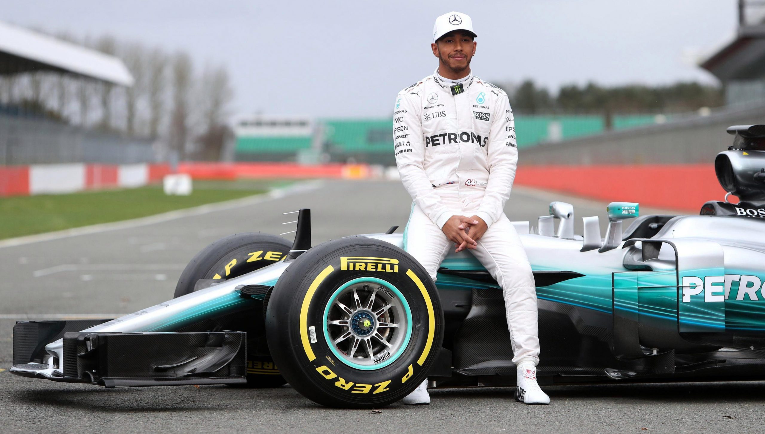 El equipo de los sueños de Lewis Hamilton Drivers Magazine