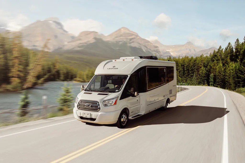 5 Best RV Brands in 2021 Drivin' & Vibin'