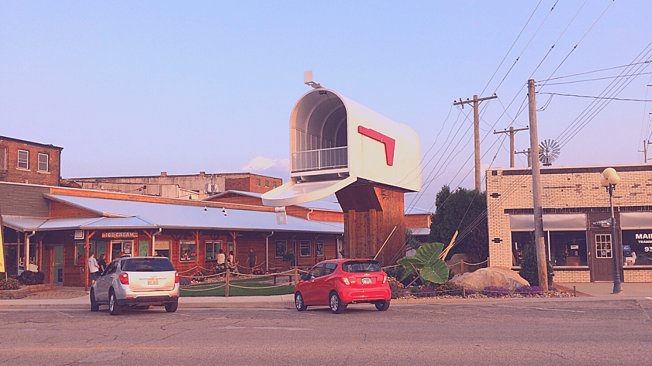 9 Awesome Things to Do in Casey, Illinois Drivin' & Vibin'