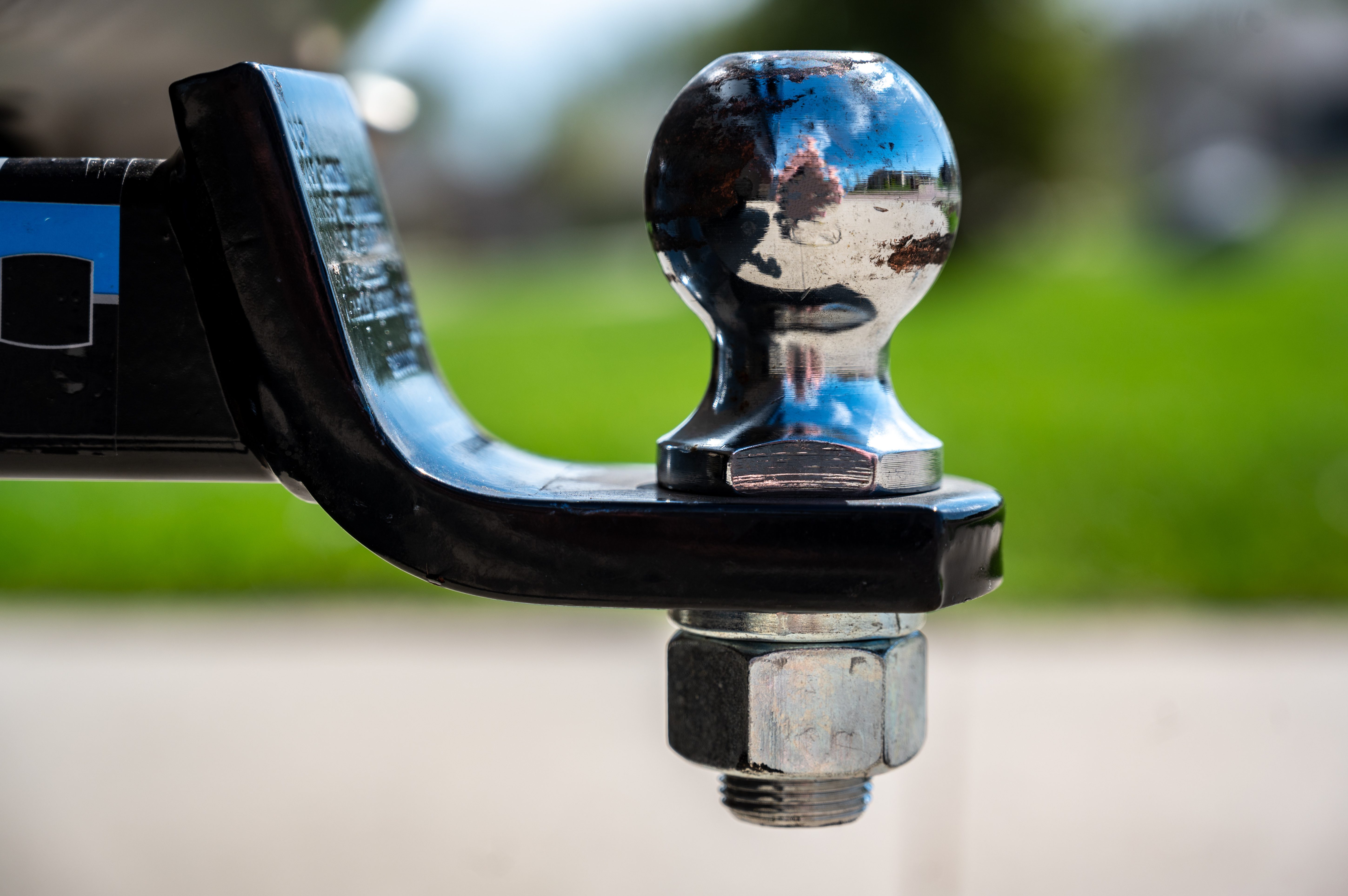 Why Is My Trailer Hitch Stuck on the Ball? Here's How to Fix It! Drivin' & Vibin'