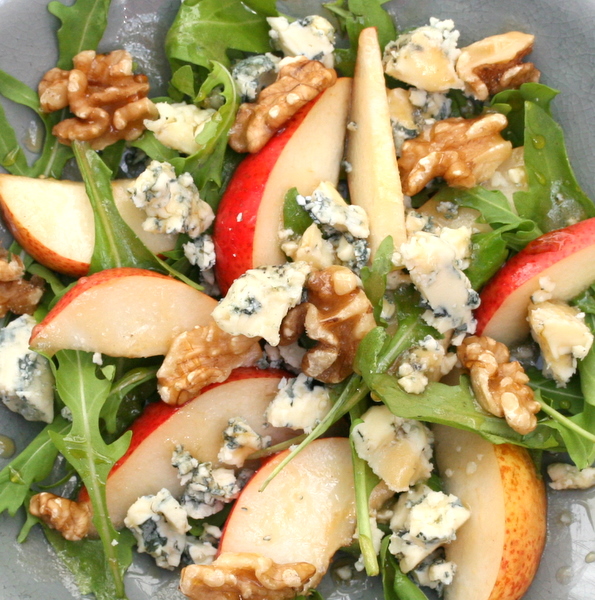 An easy pear and blue cheese salad recipe Drizzle and Dip