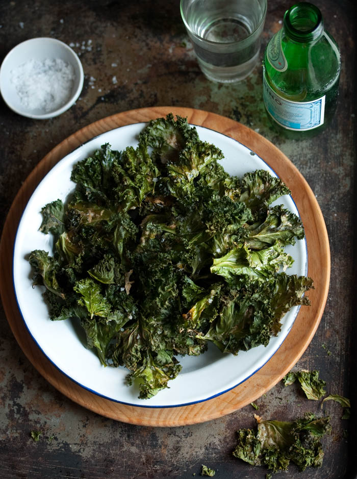 Crispy kale chips with Parmesan Drizzle and Dip