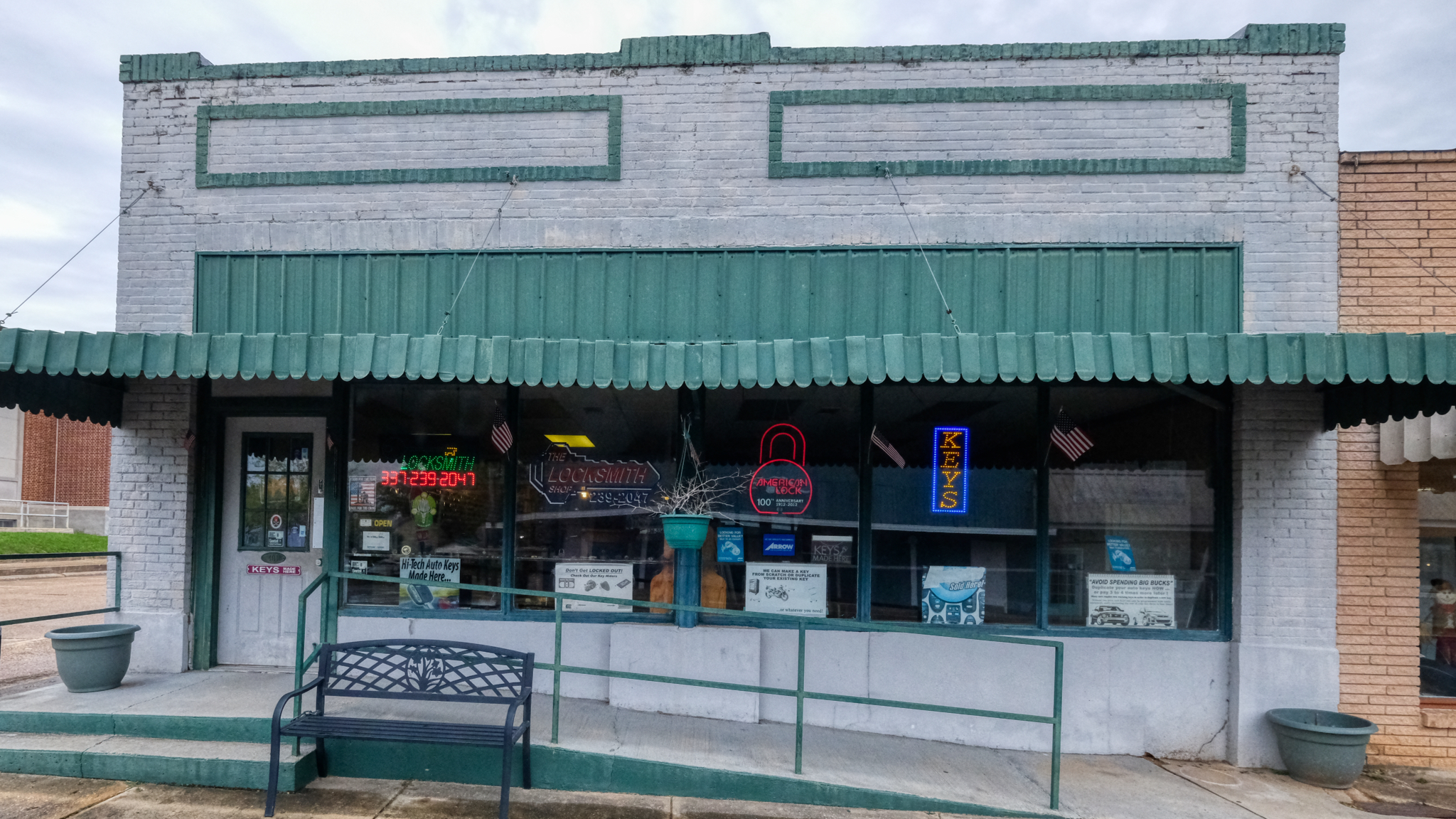 Road Trip USA Leesville, Louisiana A Childhood Home Dr. Jeff