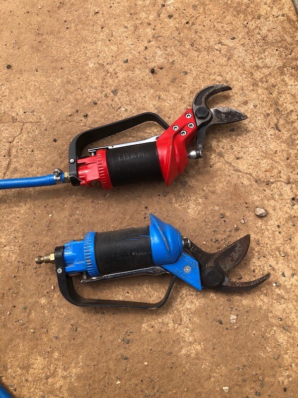 2 x Lisam Pneumatic Pruners DRM Equipment