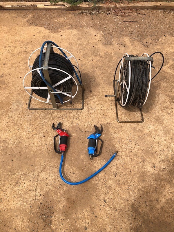 2 x Lisam Pneumatic Pruners DRM Equipment