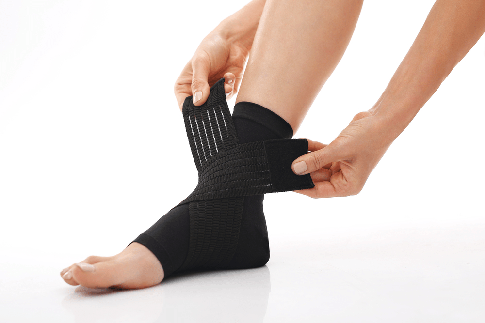 How Does Compression Therapy Work? Mimi Lee M.D. PA