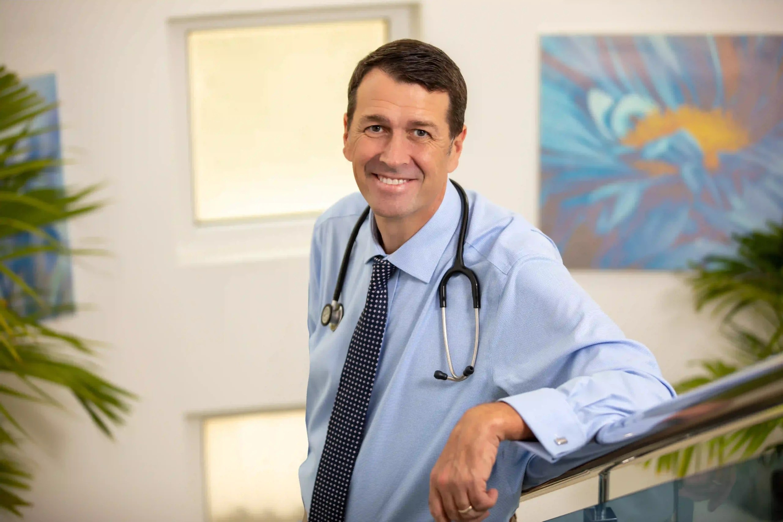 About Dr Neil Galletly Best Gastroenterologist in Dubai