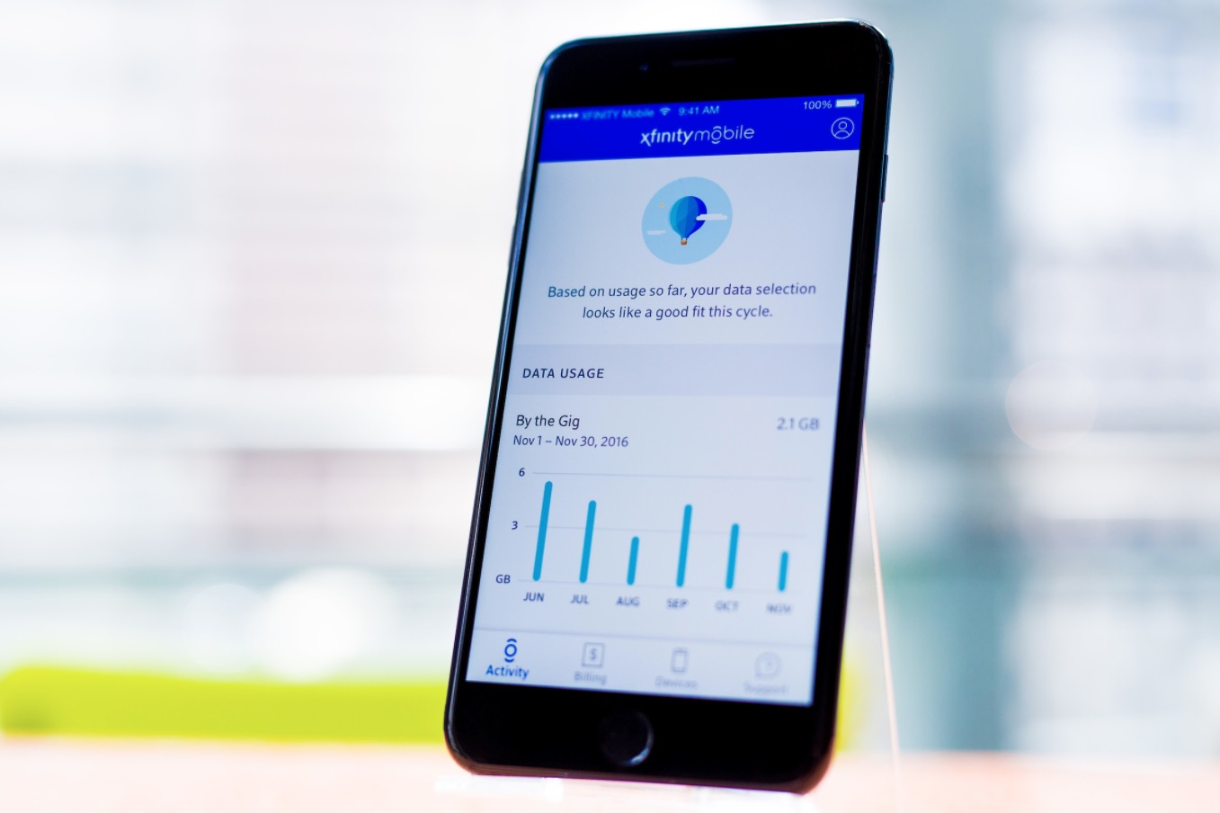 Comcast Jumps Into Wireless Service With Xfinity Mobile