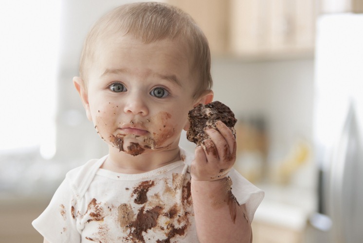 Quand bébé peutil commencer à manger du chocolat