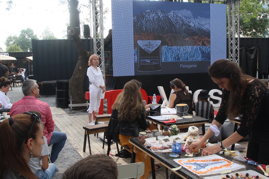 Quartal Food Park Ð² Ð¡Ð¾Ñ„Ð¸Ñ maggie's tales Magi Gigova