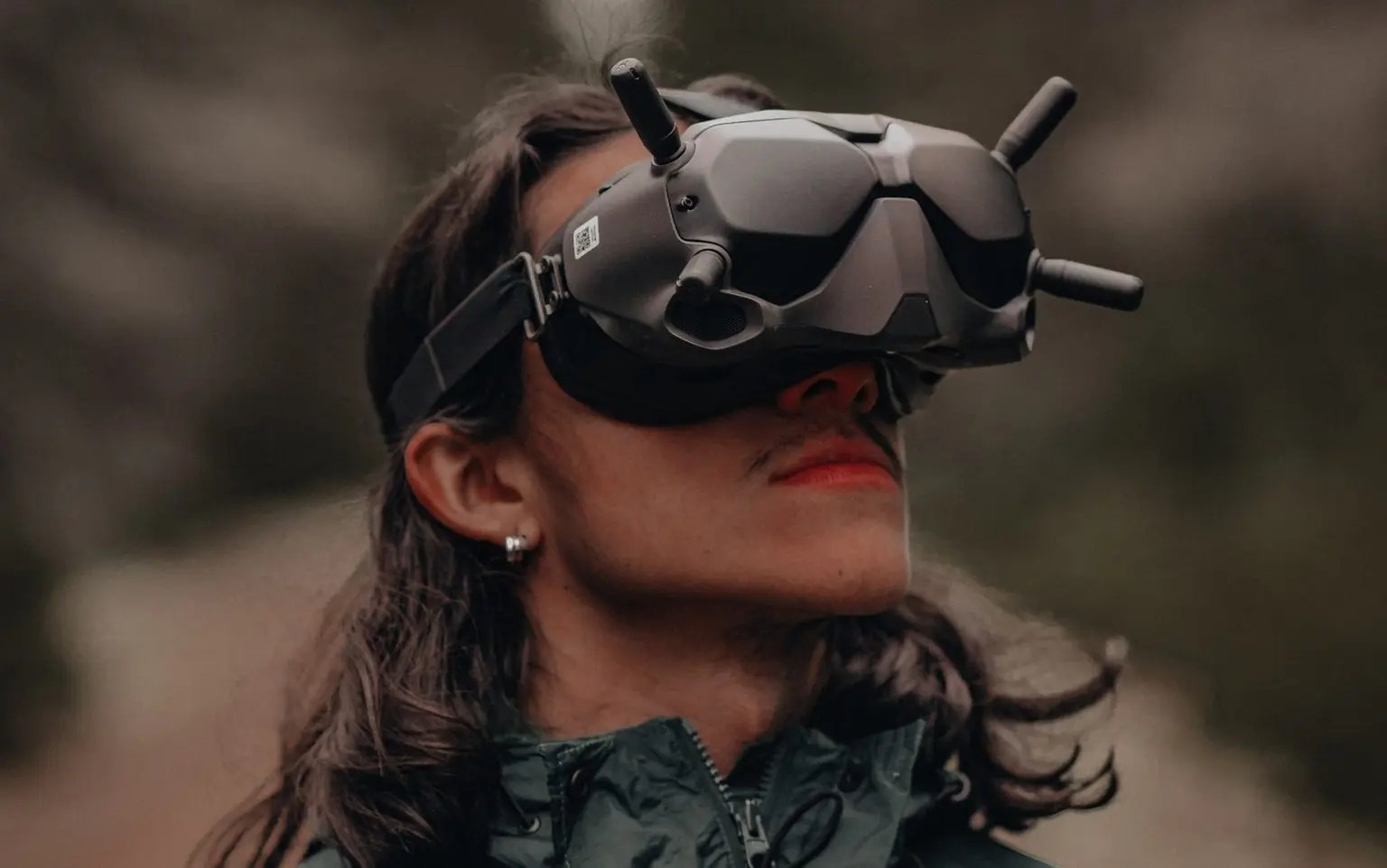 Top 5 Best FPV Drone Goggles Complete Reviews with Pros & Cons