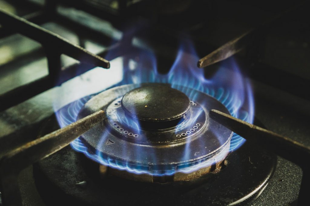 Is It Safe To Use Gas Stove During Power Outage? (Solved)