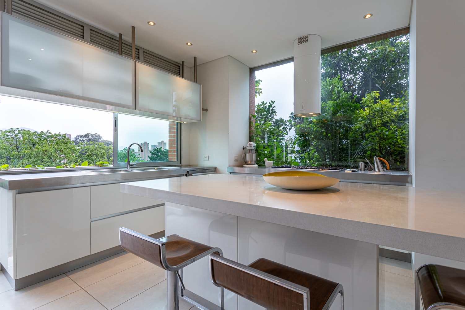 Ceiling Fans In Kitchen (Yes Or No?!)