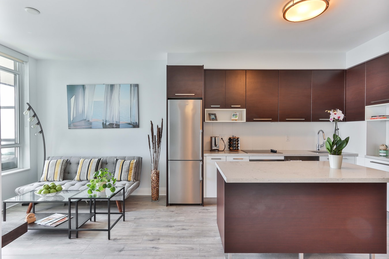 Ceiling Fans In Kitchen (Yes Or No?!)