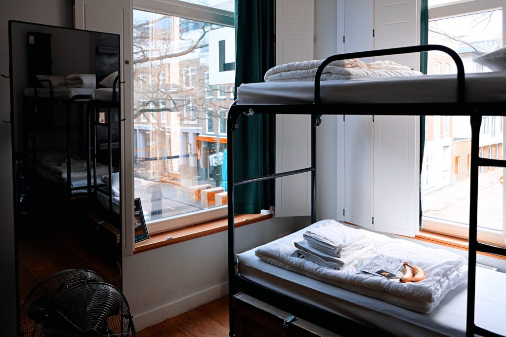 How To Cut Metal Bunk Beds In Half (Helpful Tips!)