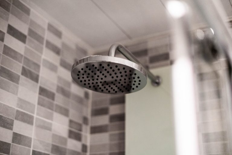 How To Clean A Shower Head With Baking Soda (StepByStep)
